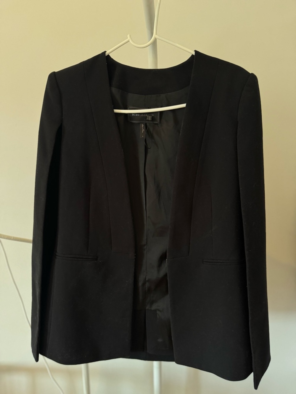 BCBGMAXAZRIA Black Open-Front Blazer Jacket